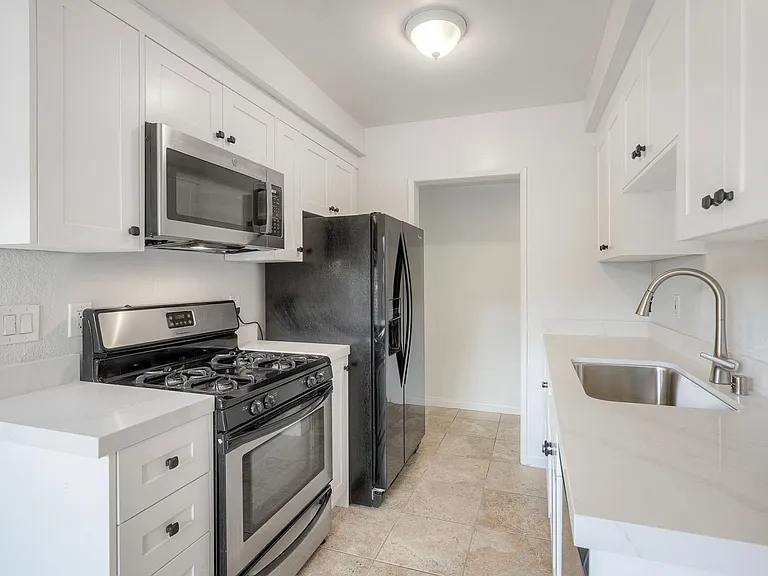 2929 Fire Mountain Dr #16 — Photo 8