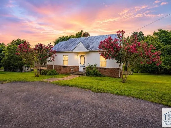 41 Boxwood Ln, Bassett, VA 24055