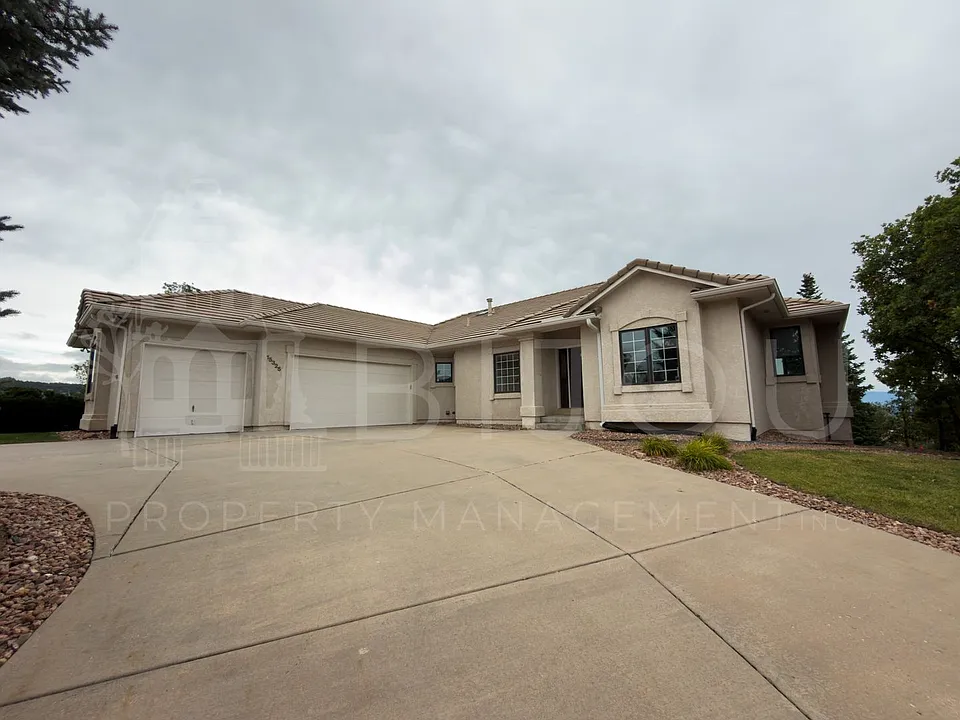 15325 Copperfield Dr