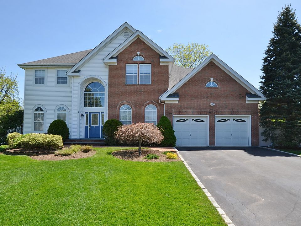 5 Truesdale Ct, Huntington, NY 11743 Zillow