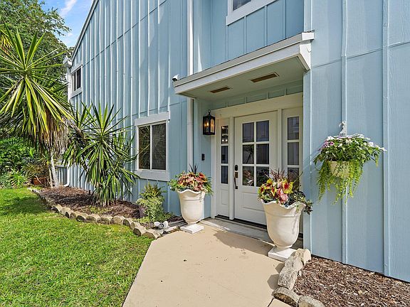 3rd image of 6198 Riverwalk Lane #8