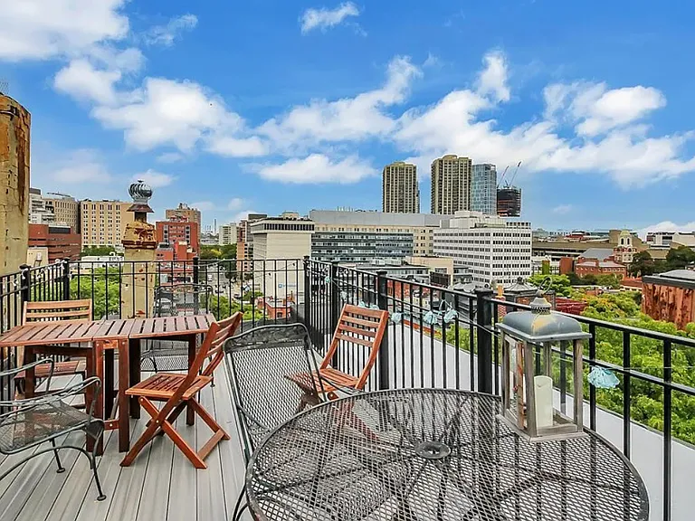 19 Revere St #3 — Photo 2
