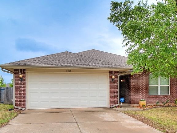 2nd image of 21776 Pioneer Cir
