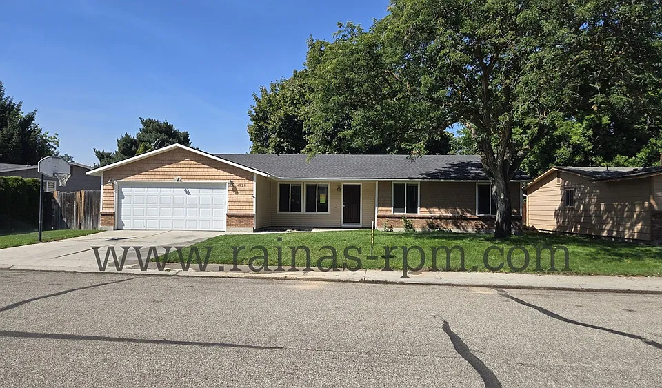 4051 S Ticonderoga Way