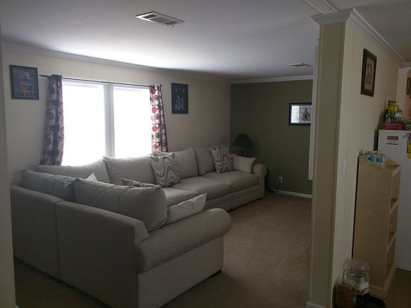 3rd image of 1243 Autumn Dr