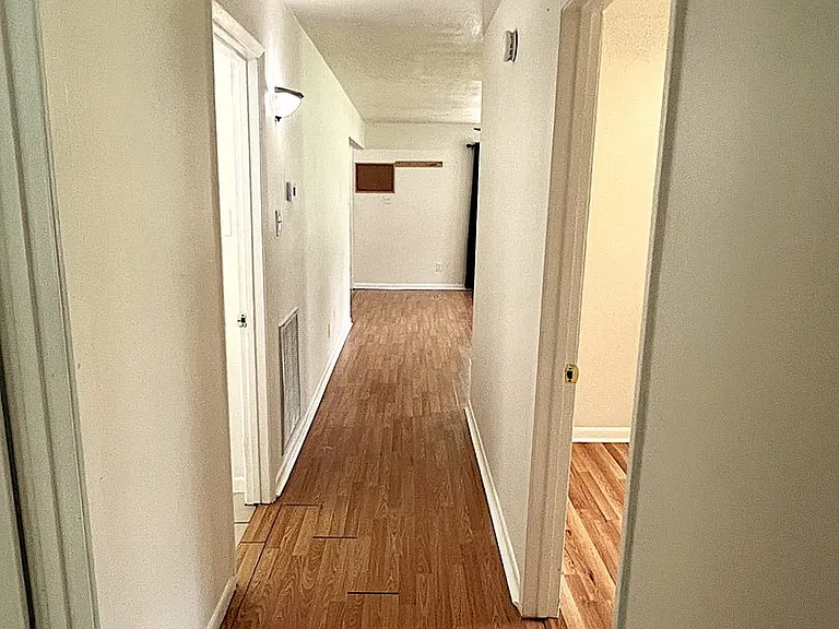 560 Beverly Dr — Photo 20