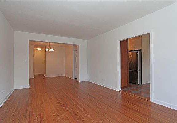 5th image of 91 Van Cortlandt Ave W APT 3E