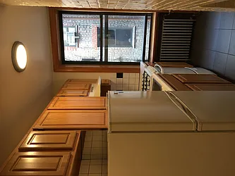 Rented by Peter Meskouris LREB