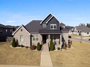 8001 W Bancroft St, Rogers, AR 72758