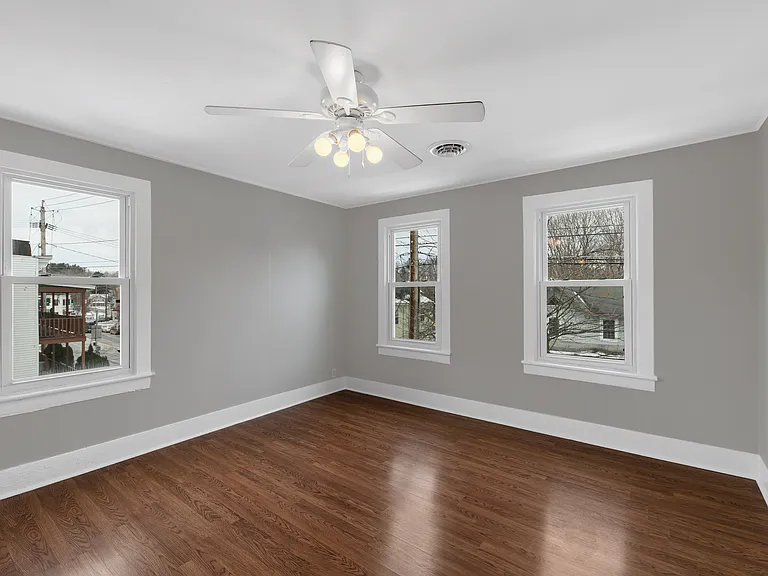 34-36 Malta Ave #2 — Photo 15