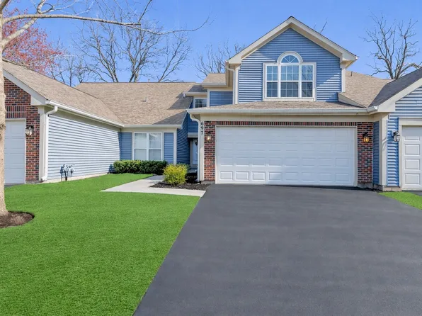 697 Bent Ridge Ln, Elgin, IL 60120