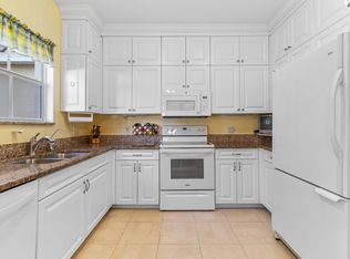 28060 Palmas Grandes Ln APT 202, Bonita Springs, FL 34135