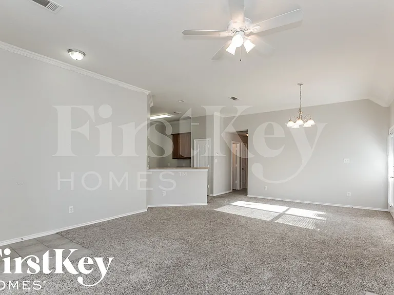 1415 Sax Leigh Dr — Photo 3