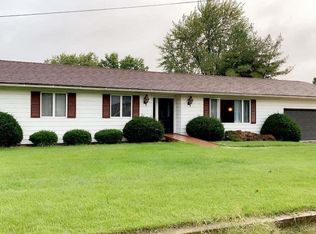 124 E Pleasant St, Lanark, IL 61046