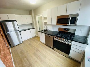272 Pleasant St APT 14, Worcester, MA 01609
