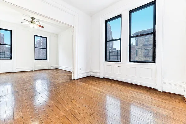 Rented by REAL New York | media 9