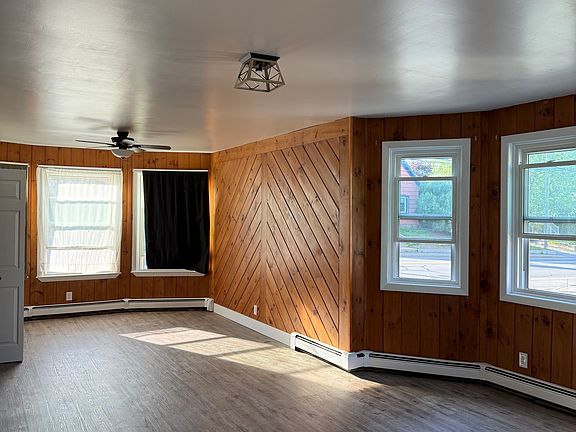 4th image of 1429 Candia Rd #1