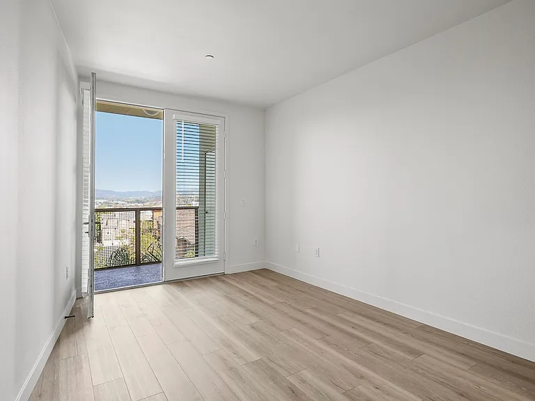 Crest 850 — Photo 31