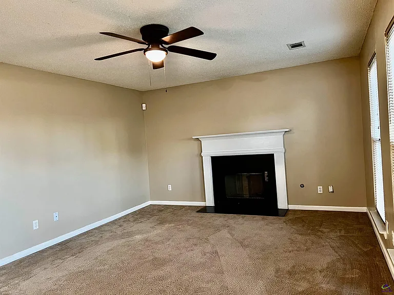 125 Faybrook Dr — Photo 11