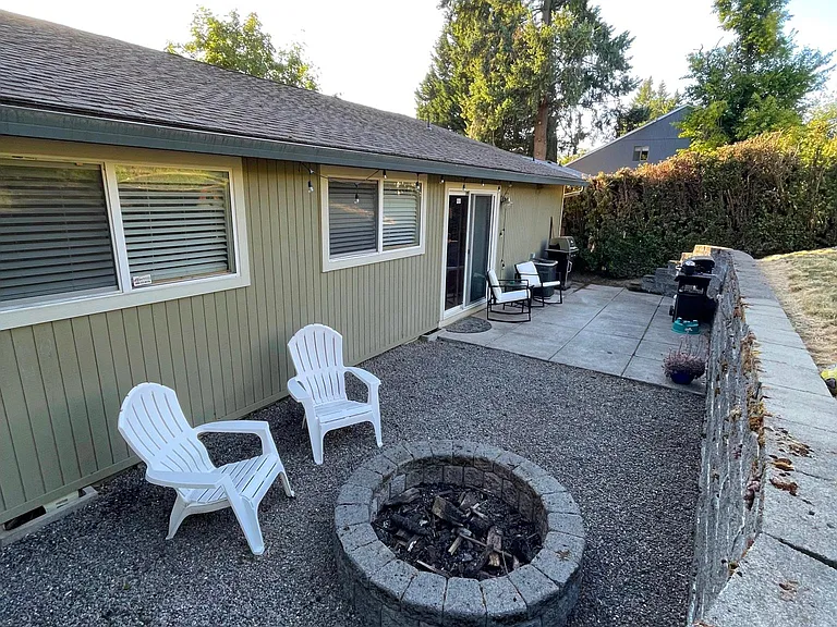 9710 SW 49th Ave — Photo 10