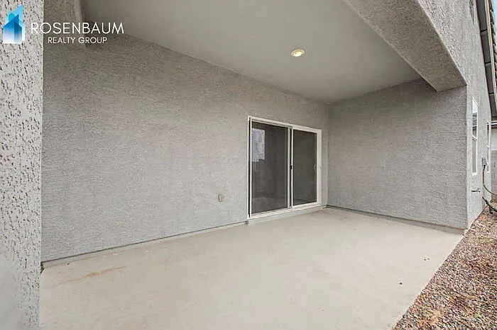 2431 S 46th St — Photo 33