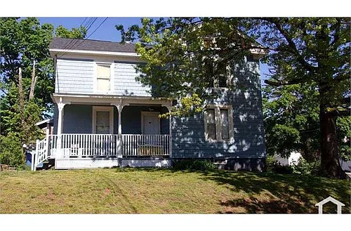 38 Lincoln St #4 Photo 1 38 Lincoln St #4 Photo 1