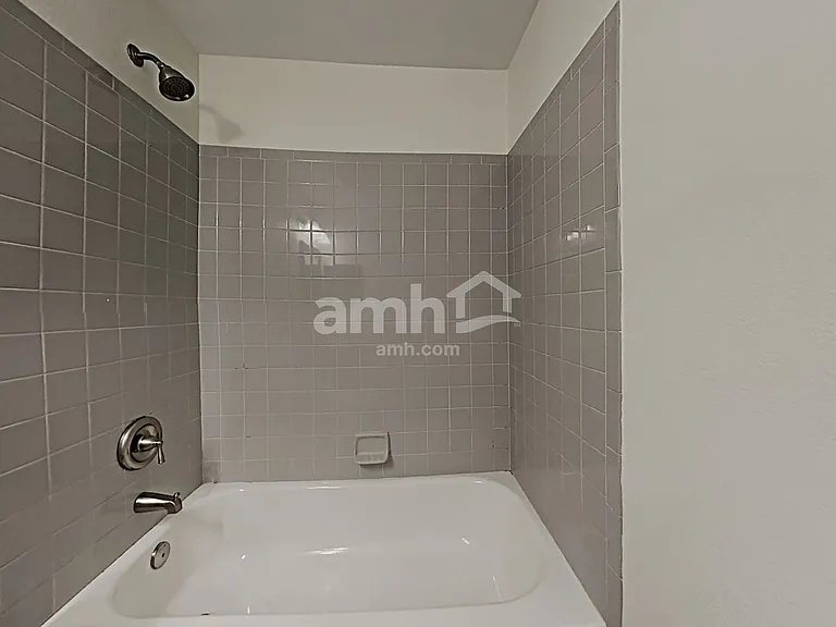 5052 Sacred Feather Dr — Photo 12