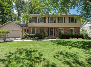 5221 Chickadee Dr, Kalamazoo, MI 49009