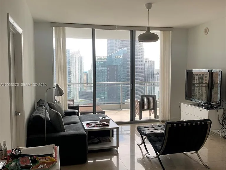 90 SW 3rd St #4311 — Photo 4
