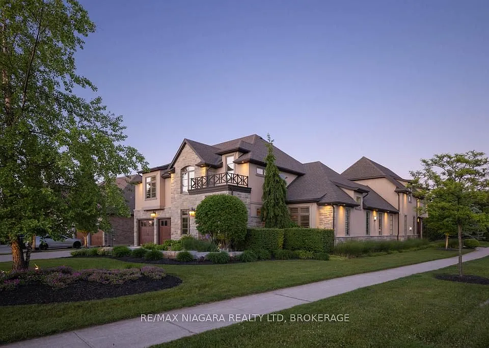 50 Sandalwood Cres