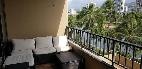 2121 Ala Wai Blvd Photo 1