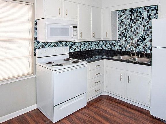2nd image of 1408 S 10th St #207