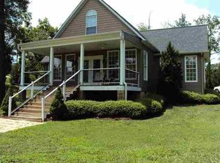 180 Lakewood St, Inman, SC 29349