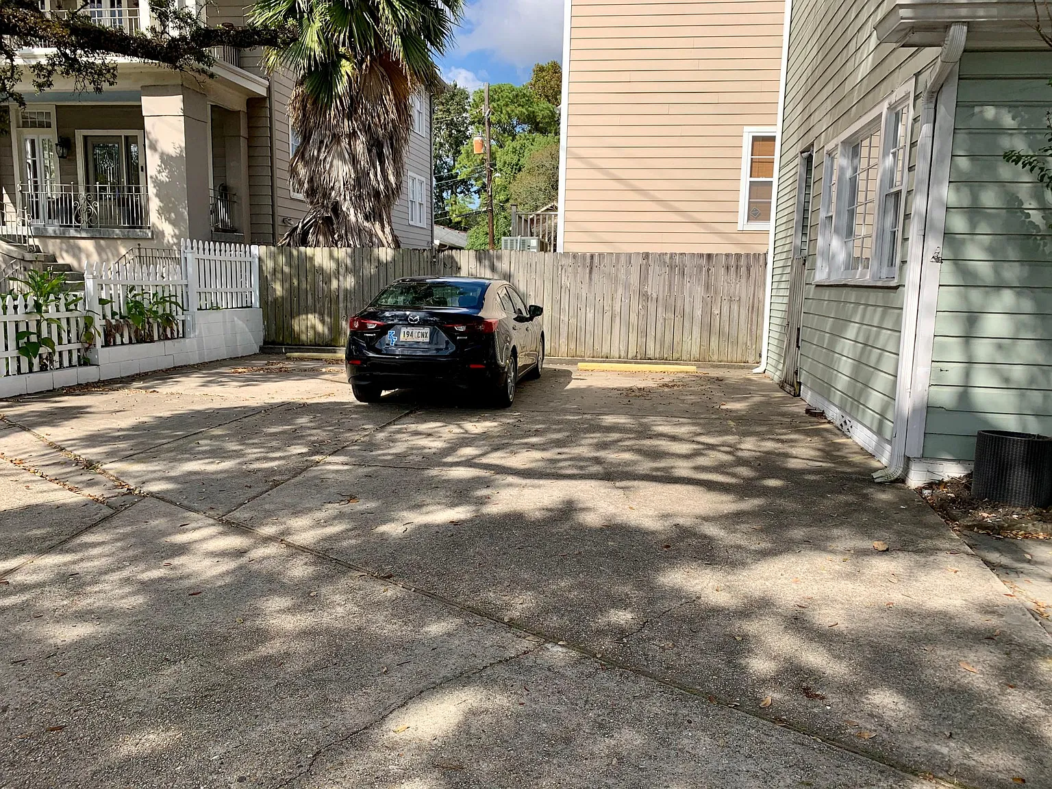 5001 S Claiborne Ave — Photo 3