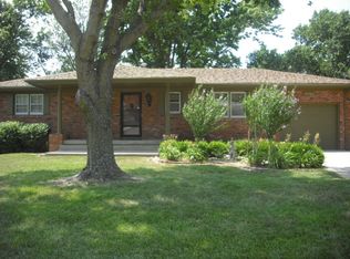 1050 W Chestnut St, Junction City, KS 66441