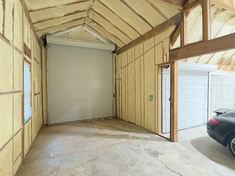 4419 Continental Dr — Photo 3