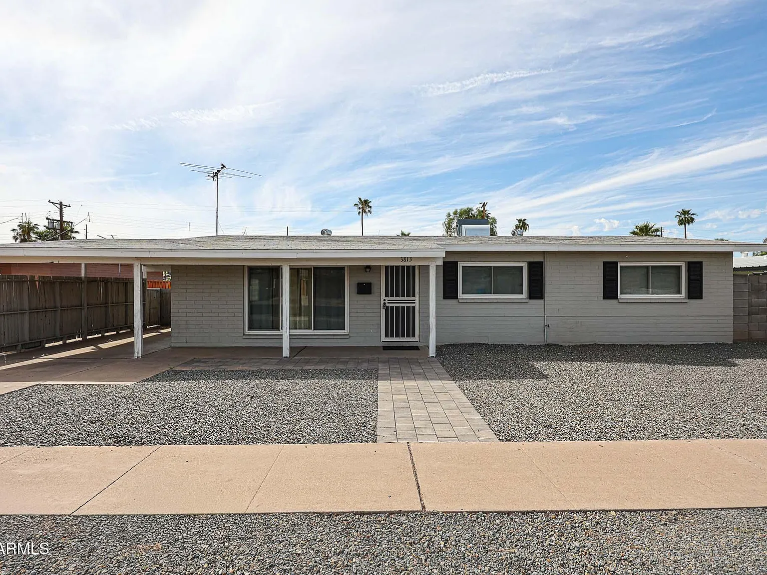 3 bed, 2.0 bath, 1510 sqft, $2,000 — Photo 1