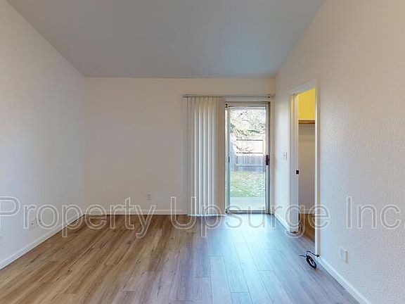 4th image of 1485 Bradford Way APT 2