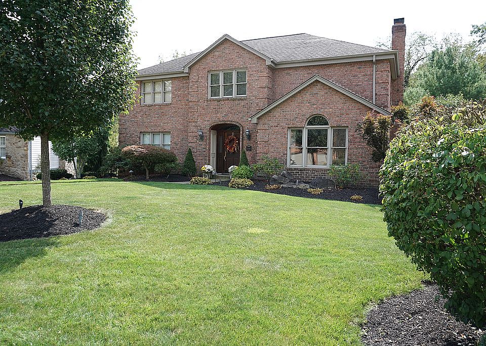 1st image of 2587 Rossmoor Dr
