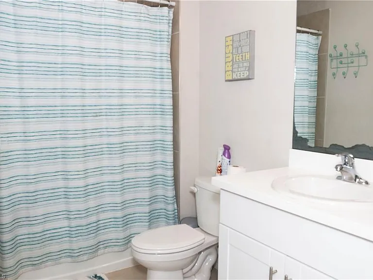5190 42nd St NE — Photo 36