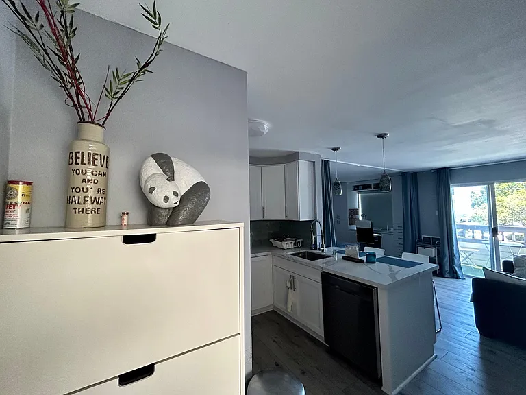 3950 Cleveland Ave #202 — Photo 14