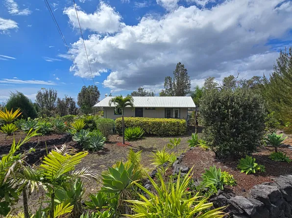 92-8689 Lehua Ln #1, Captain Cook, HI 96704