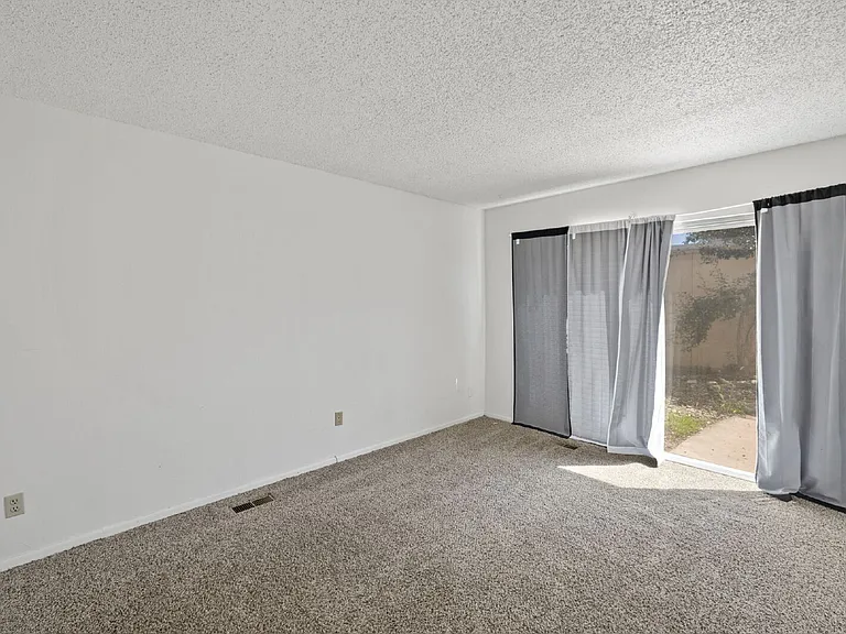 826 San Antonio Pl — Photo 14