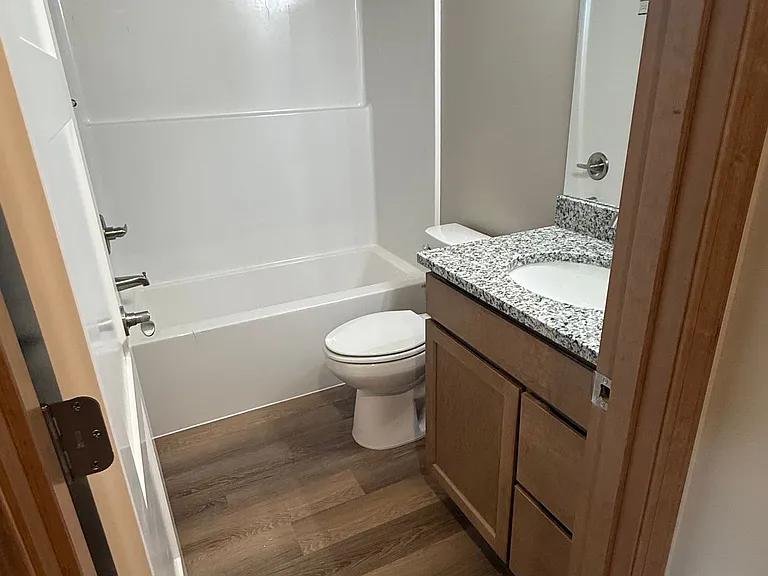 609 S Kent Ave — Photo 14