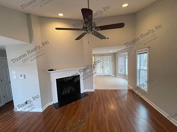 4th image of 1845 Bridgewood Rd
