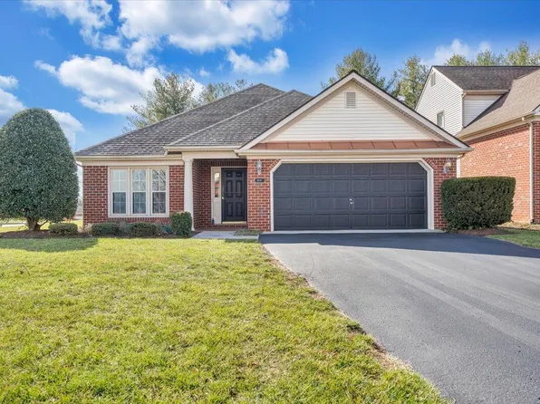 6100 Wertz Orchard Rd, Roanoke, VA 24018