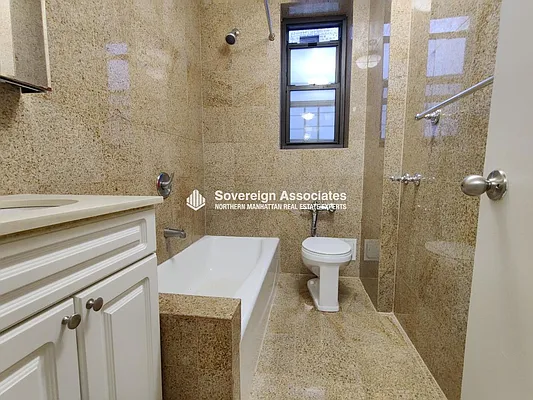 Rented by Sovereign Associates | media 9