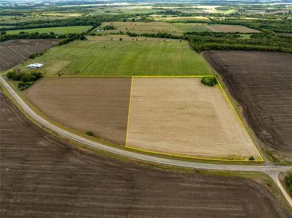 1700 Farm Road 824, Petty, TX 75470