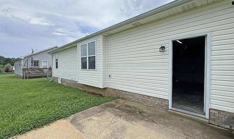 1957 Timberline Cir — Photo 24