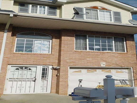 2nd image of 70 Pelican Cir